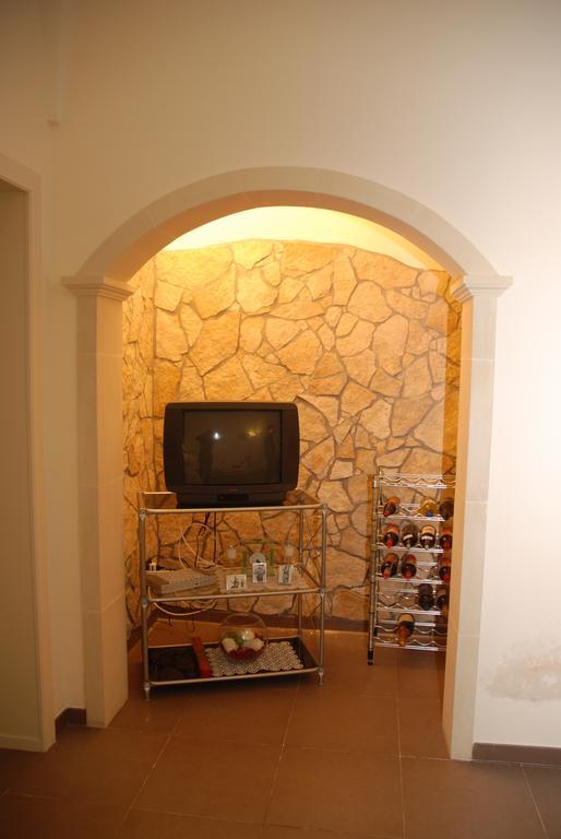 Casa Meravigli Cutrofiano Bagian luar foto